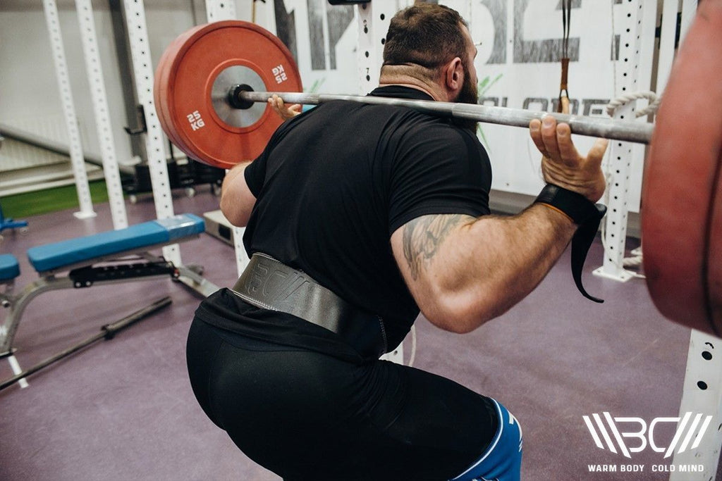 Back squat with WBCM lifting belt in use